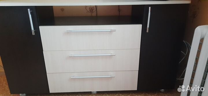 Тумба под телевизор