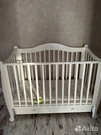 Детская кроватка Моника Гандылян