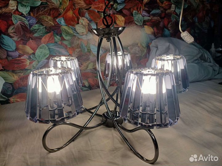 Люстра потолочная бу