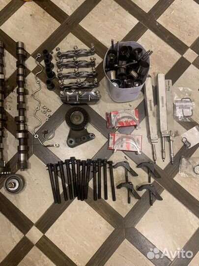 Распредвал в сборе на мотор ZD30