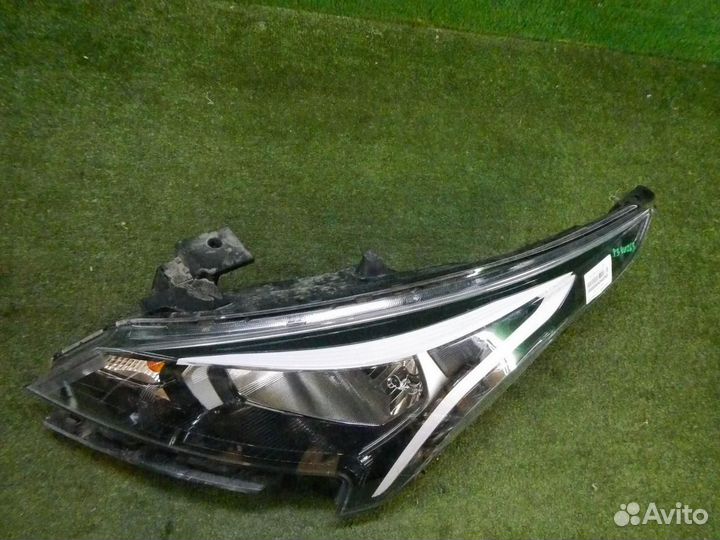 Фара левая Kia Rio