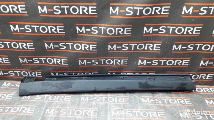 Накладка на порог левая Mercedes-Benz M-Class W164