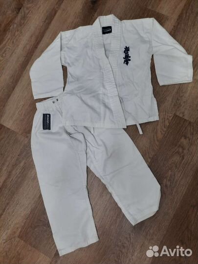 Кимоно 110 рост, защита, пояс оранжевый