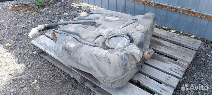 Топливный бак, бензобак Форд Фокус 2