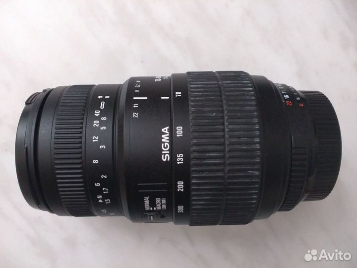 Объектив Sigma 70-300mm для Nikon