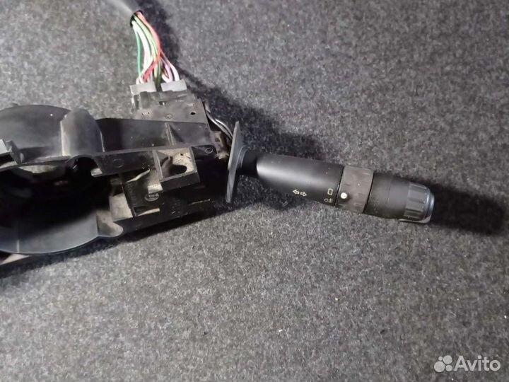 Переключатель поворотов и дворников Citroen Picass