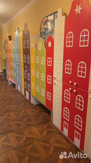 Детские шкафчики. Шкаф в раздевалку детского сада