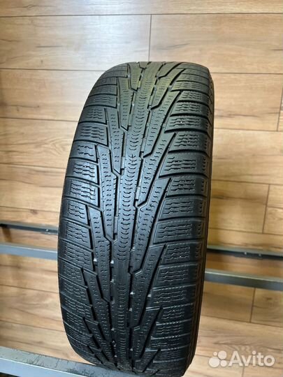 Nokian Tyres Hakkapeliitta R 215/65 R16
