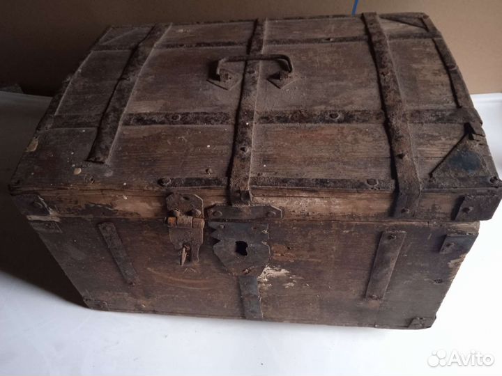 Сундуки старинные