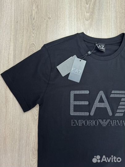 Футболка еа7 emporio Armani