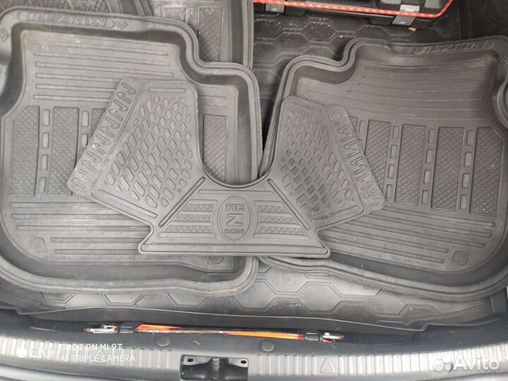 Коврики skoda rapid б/у