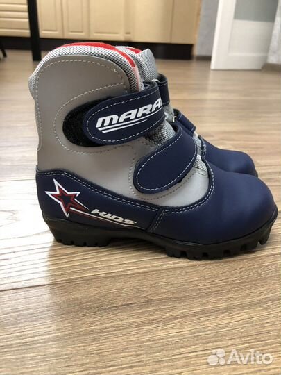 Лыжные ботинки р.31