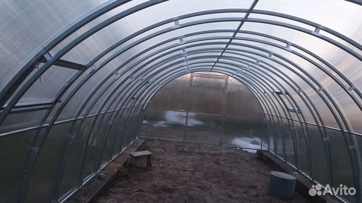 Теплицы форм Арка и Капелька