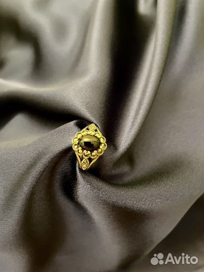 Серебряное кольцо