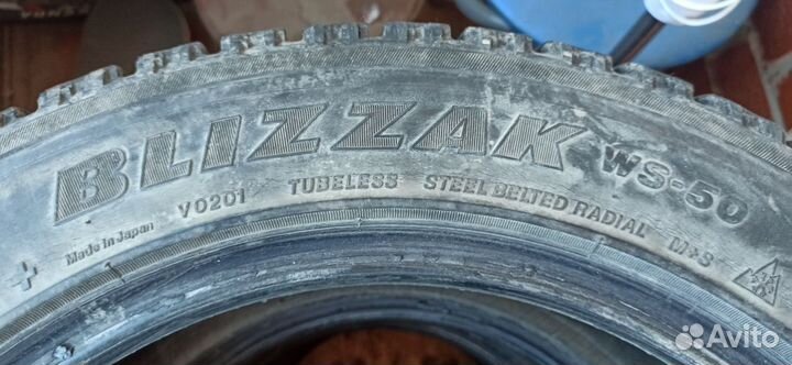 Bridgestone Blizzak WS-50 215/55 R16 93Q