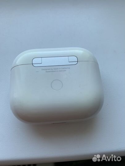 Кейс AirPods 3 (3rd generation) A2566 оригинал