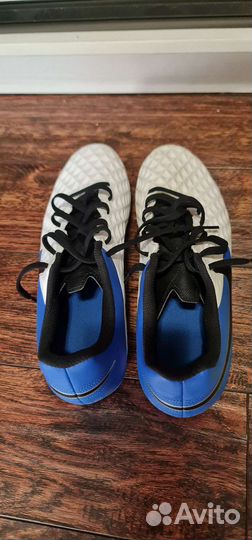 Футбольные бутсы