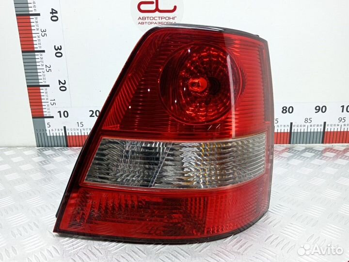 Фонарь задний правый Kia Sorento 2005