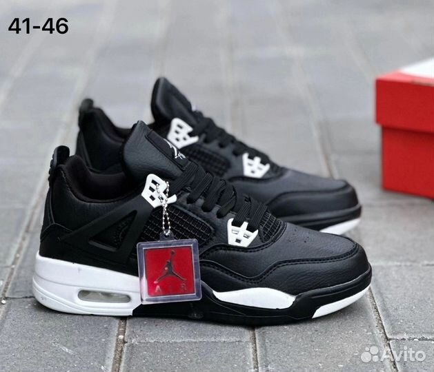 Кроссовки новые