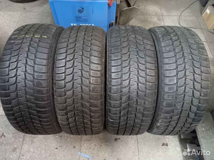 Bridgestone Blizzak LM-25 225/50 R17 94H