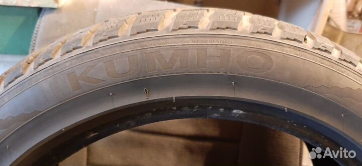 Kumho I'Zen KW22 215/50 R17