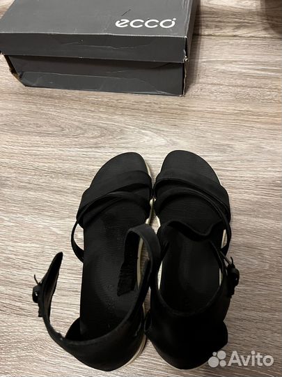 Босоножки ecco 39