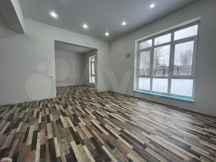 Дом 170 м² на участке 7,5 сот.