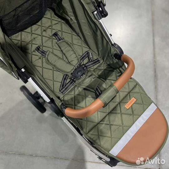 Коляска прогулочная до 22 кг Luxmom 730