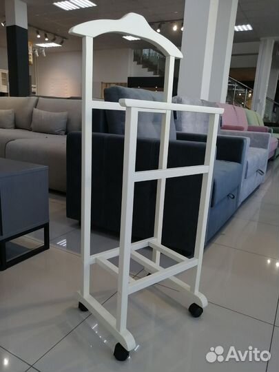 Вешалка напольная