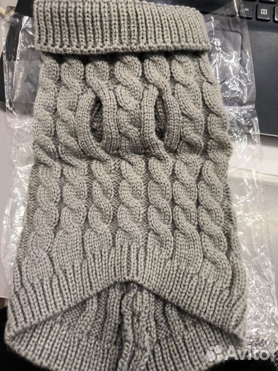 Свитер для маленькой собачки