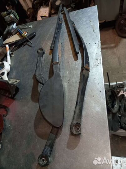 Поводок стеклоочистителя BMW 5E39