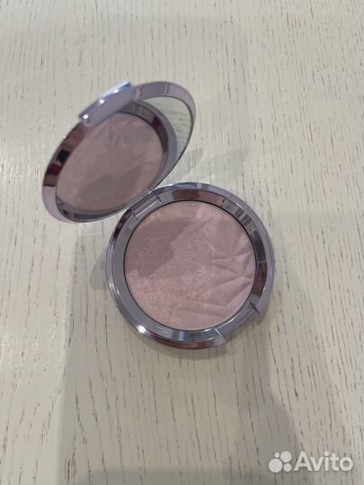 Becca хайлайтер