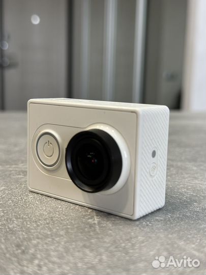 Экшн камера и монопод с кнопкой