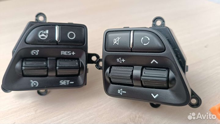 Кнопки на руль Kia