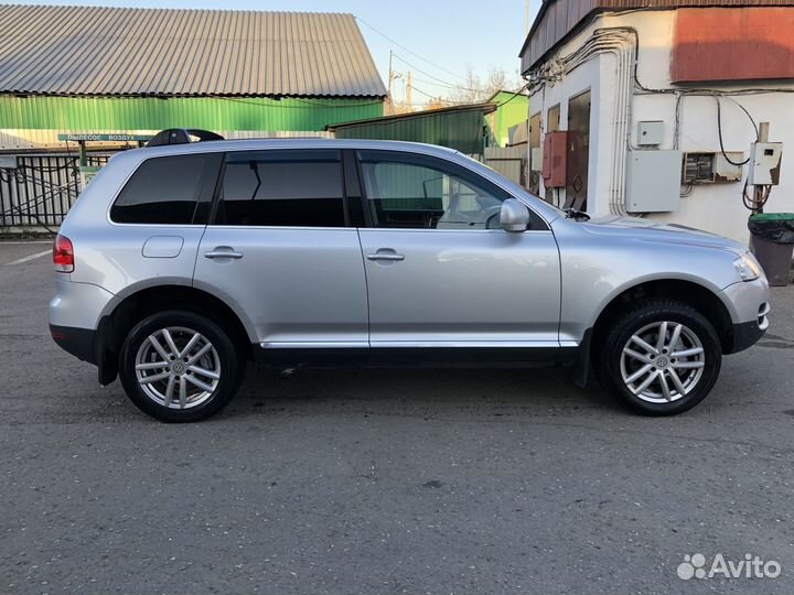 Volkswagen Touareg 3.2 AT, 2005, 276 365 км