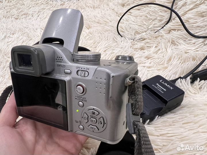 Цифровой фотоаппарат panasonic