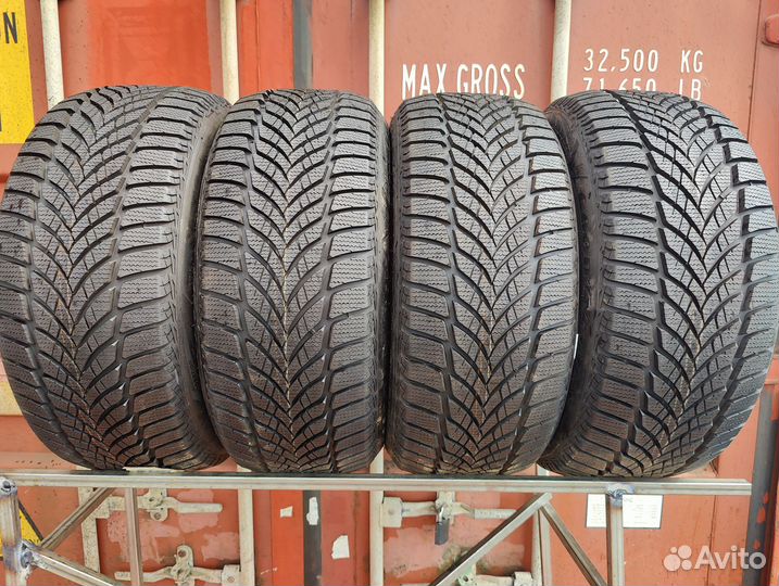 Goodyear UltraGrip Ice 2 235/45 R18 98T