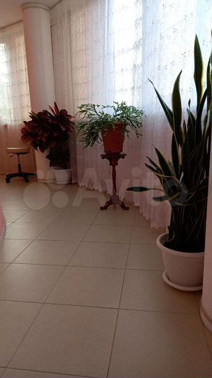 1-к. квартира, 60 м², 1/9 эт.