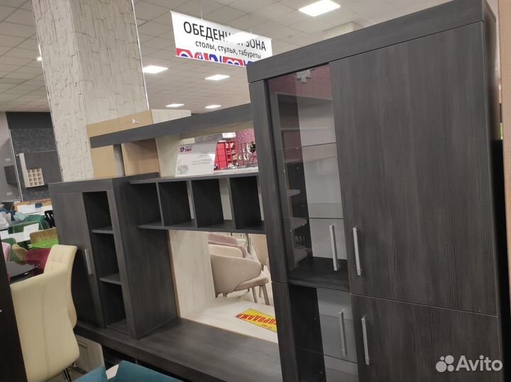 Стенка в гостиную новая