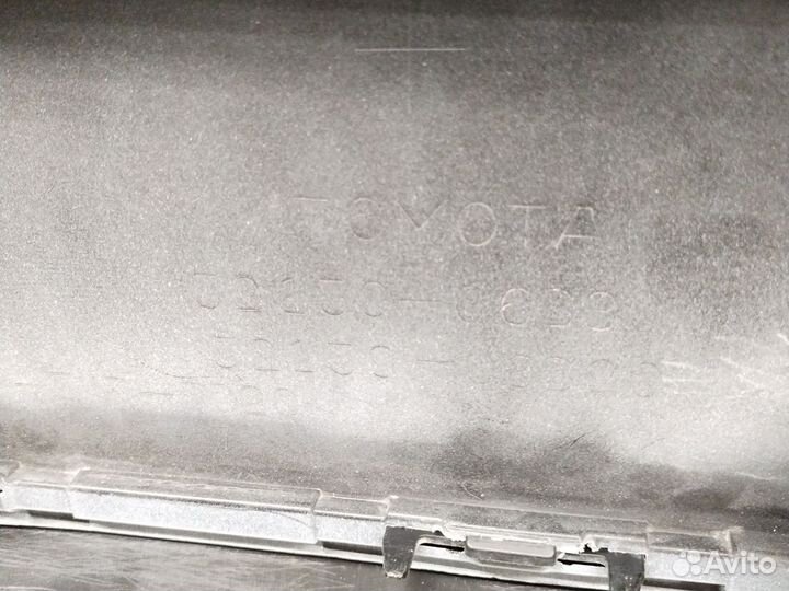 Задний бампер Камри 70 белый перламутр 2021-2024