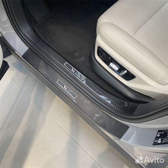 Накладка на порог салона Lixiang L7