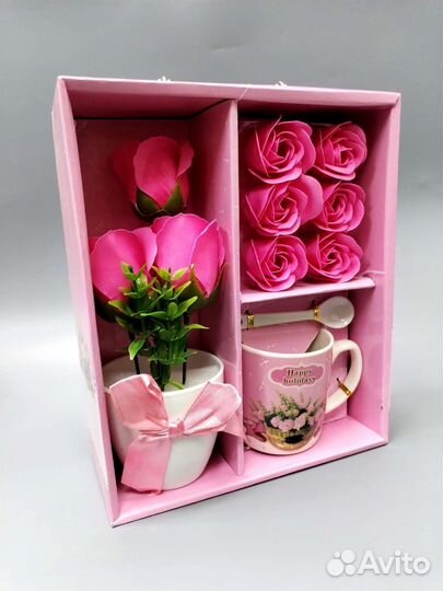Кружка с ложкой + мыло розы букет