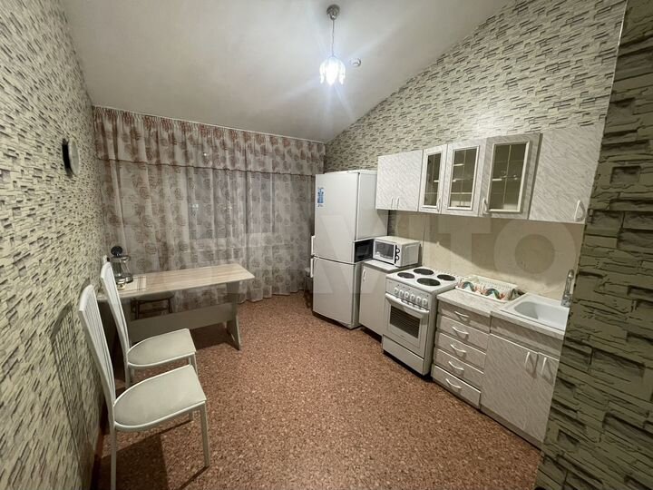 1-к. квартира, 40 м², 8/8 эт.