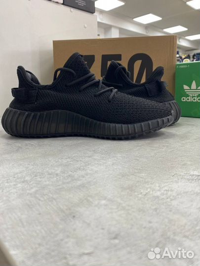 Кроссовки Adidas Yeezy