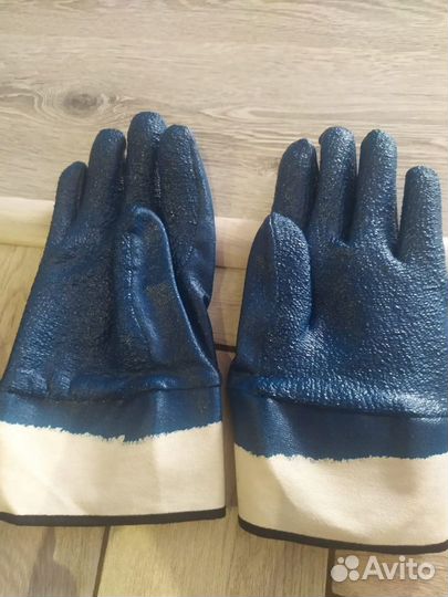 Продаю перчатки