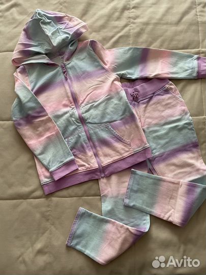 Спортивный костюм для девочки