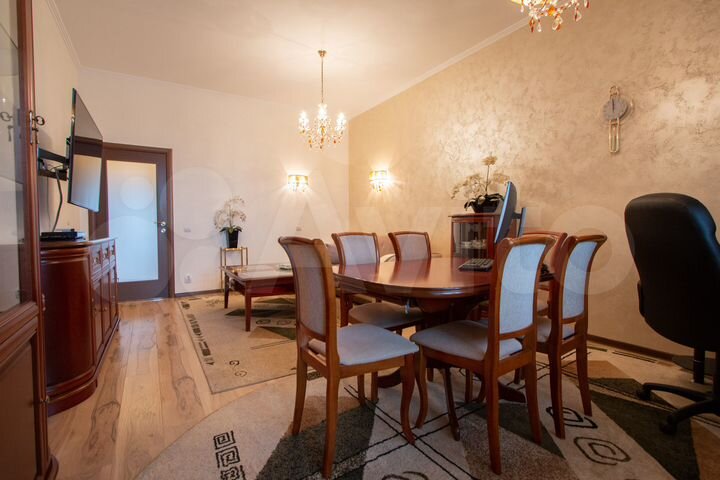 2-к. квартира, 90 м², 5/8 эт.