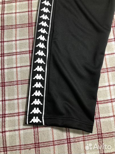 Широкие штаны Kappa