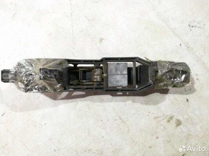 Ручка двери внешняя задняя левая Mercedes-Benz