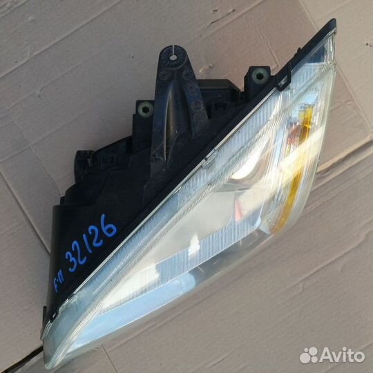 Фара передняя левая Ford Focus 2 дорестайлинг